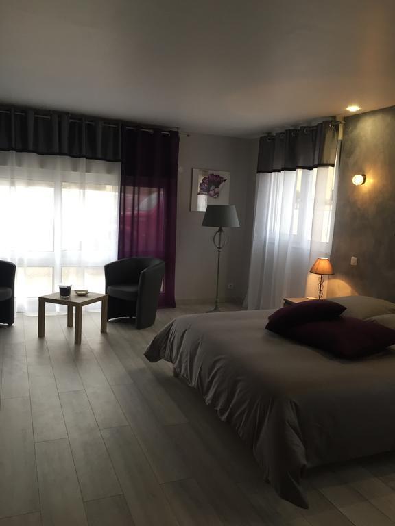 Au Pied De La Roche Lägenhet Exteriör bild