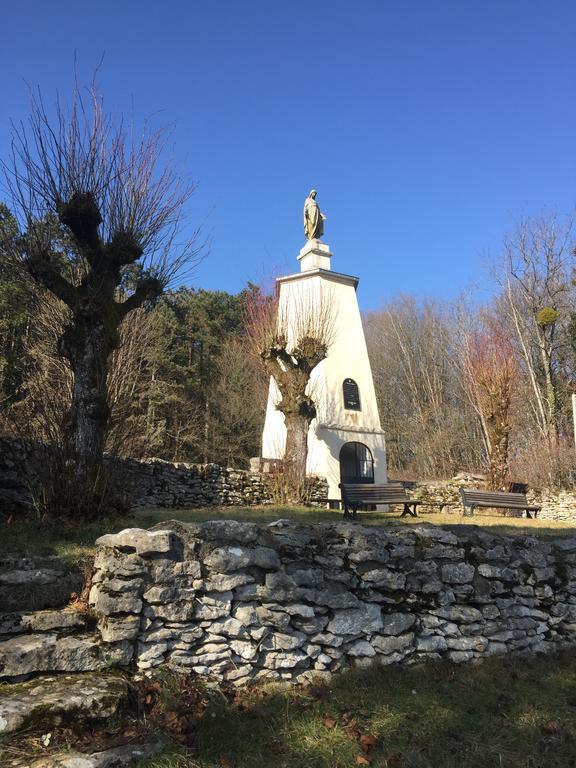 Au Pied De La Roche Lägenhet Exteriör bild