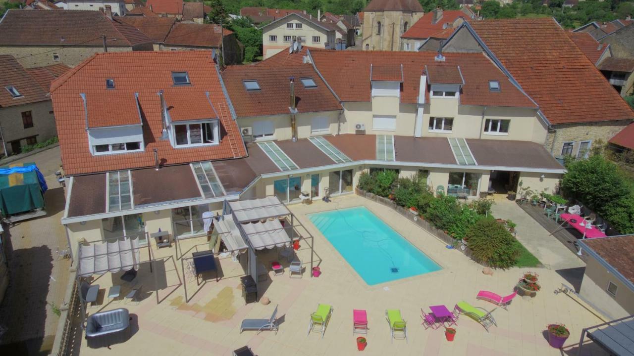Au Pied De La Roche Lägenhet Exteriör bild