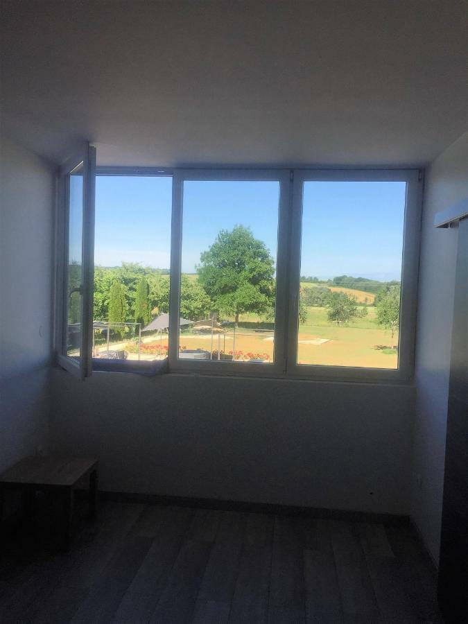 Au Pied De La Roche Lägenhet Exteriör bild